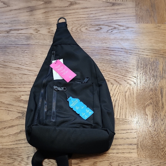 NEW VERA BRADLEY ReActive  Sleek Black Crossbody Bag with Durable Fabric - Picture 4 of 8